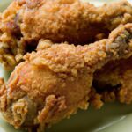 Grandma’s Timeless Secrets to Perfectly Crispy Fried Chicken