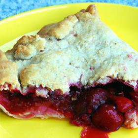 Timeless Tradition: Grandma’s Homemade Cherry Pie Filling Recipe